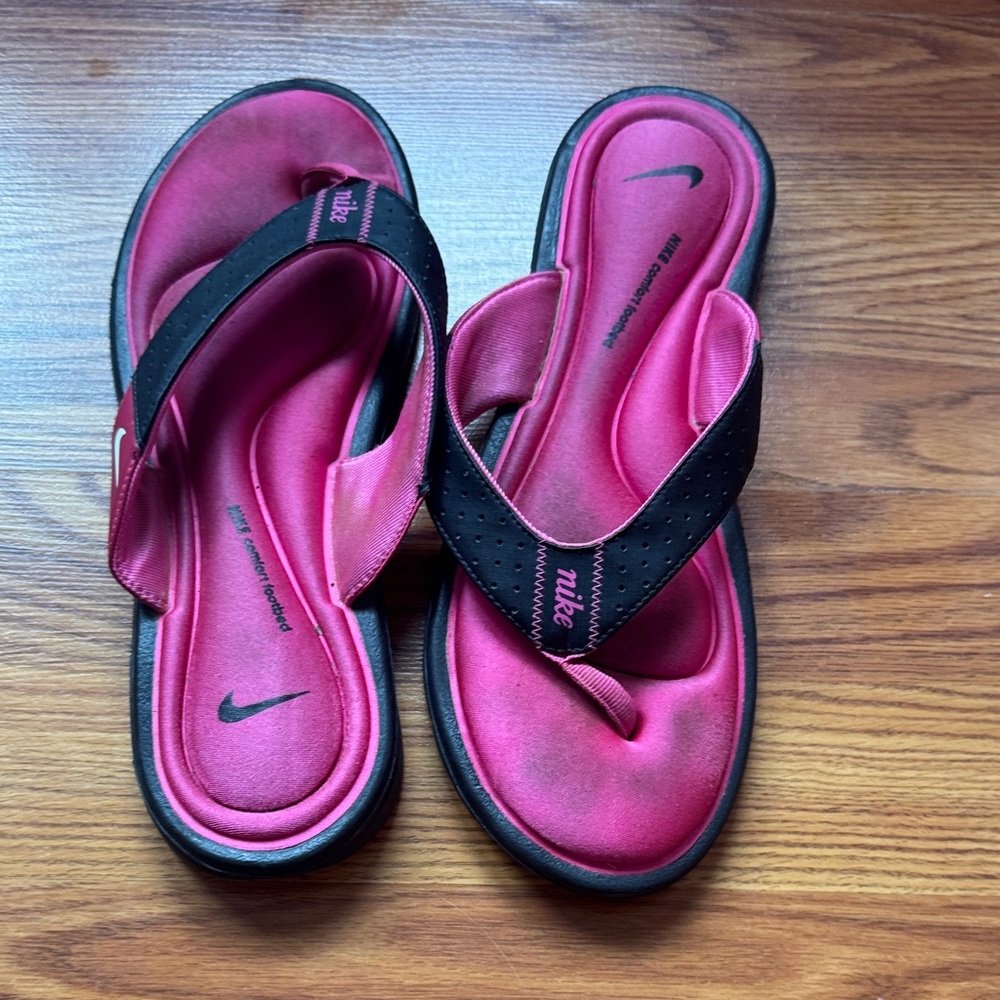 Nike Black and Pink Flip-Flops